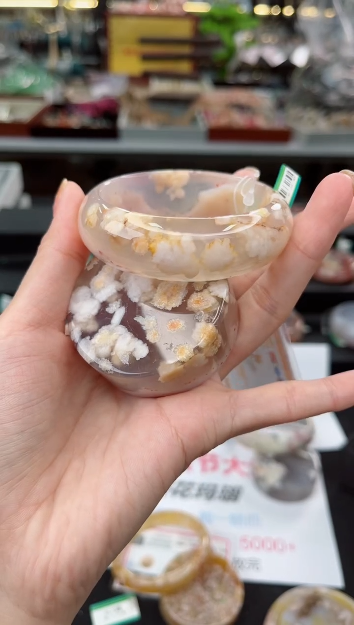 【闪购商品】石英质玉手镯未镶嵌55圈口（赠品镯心）6567261