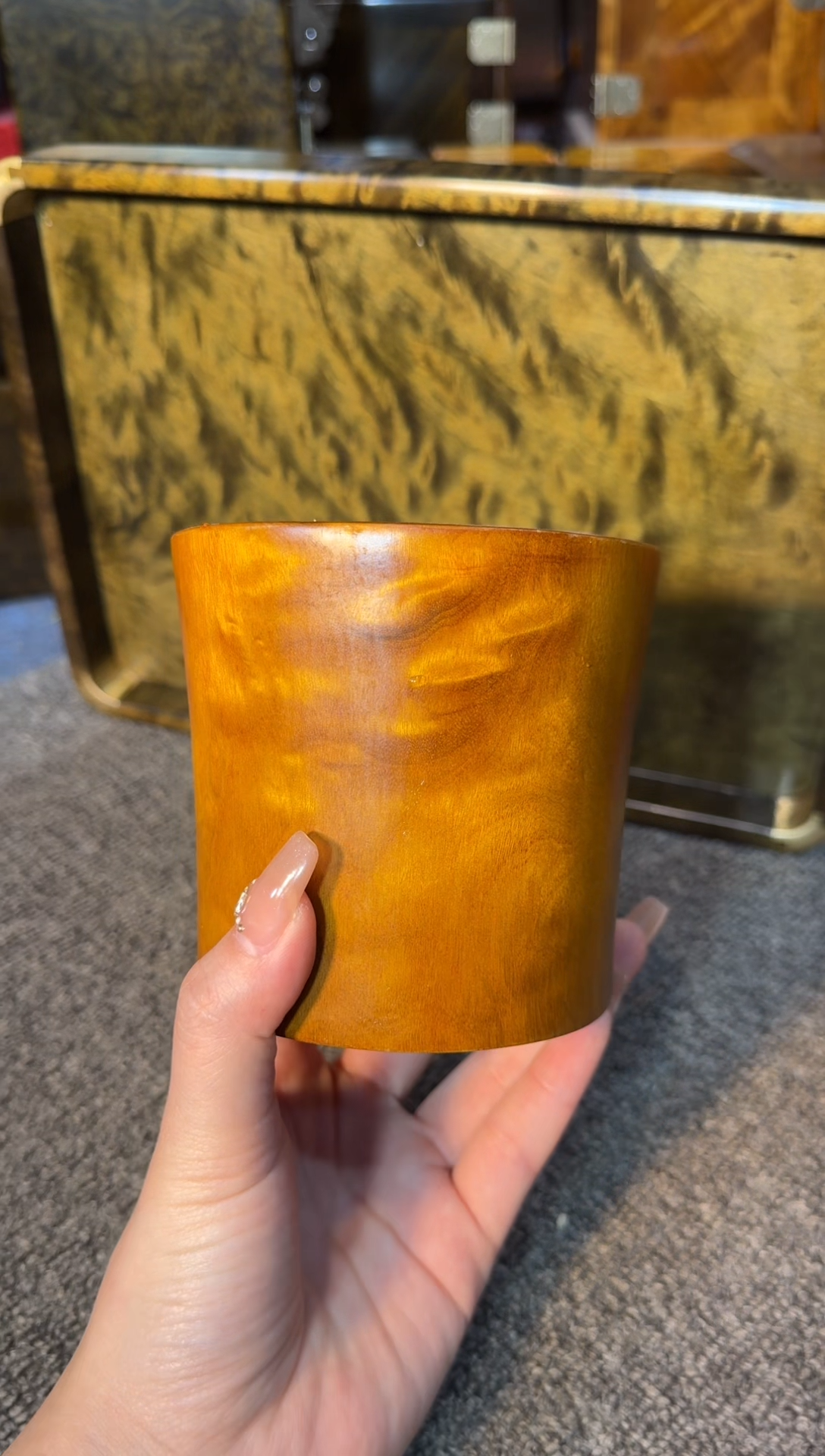 【闪购商品】乌木类成套家具金丝楠木笔筒