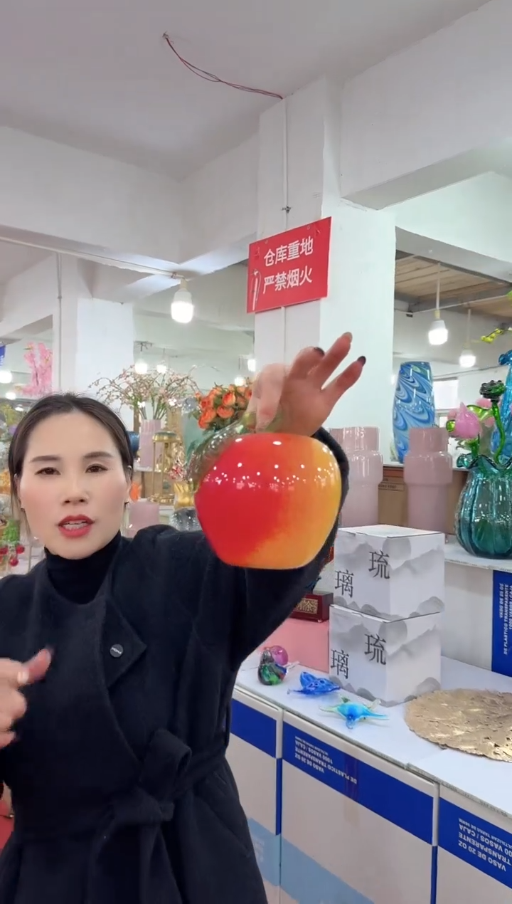 【闪购商品】无铅玻璃洛芙花器-v-早8