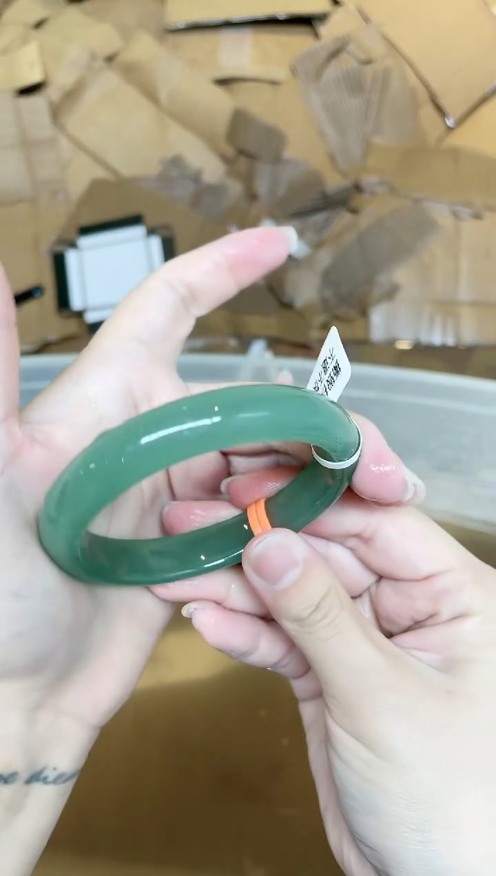 石英质玉手镯未镶嵌372-59