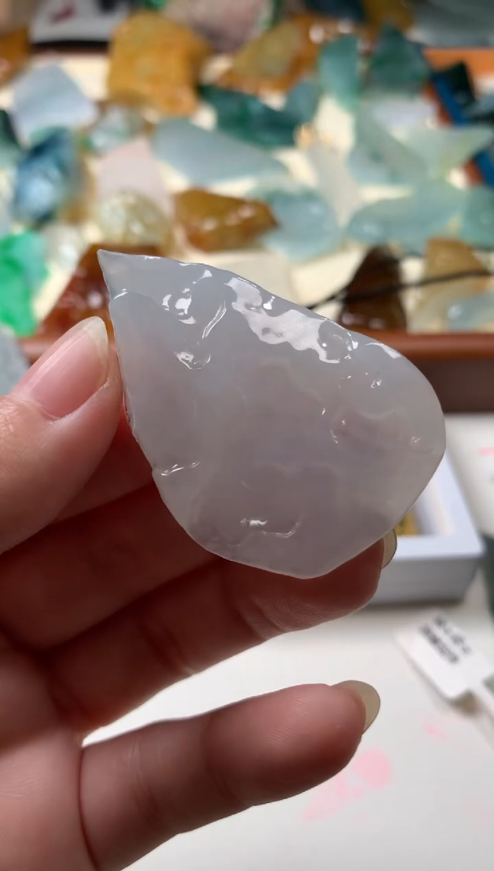 【闪购商品】翡翠颈饰未镶嵌吊坠