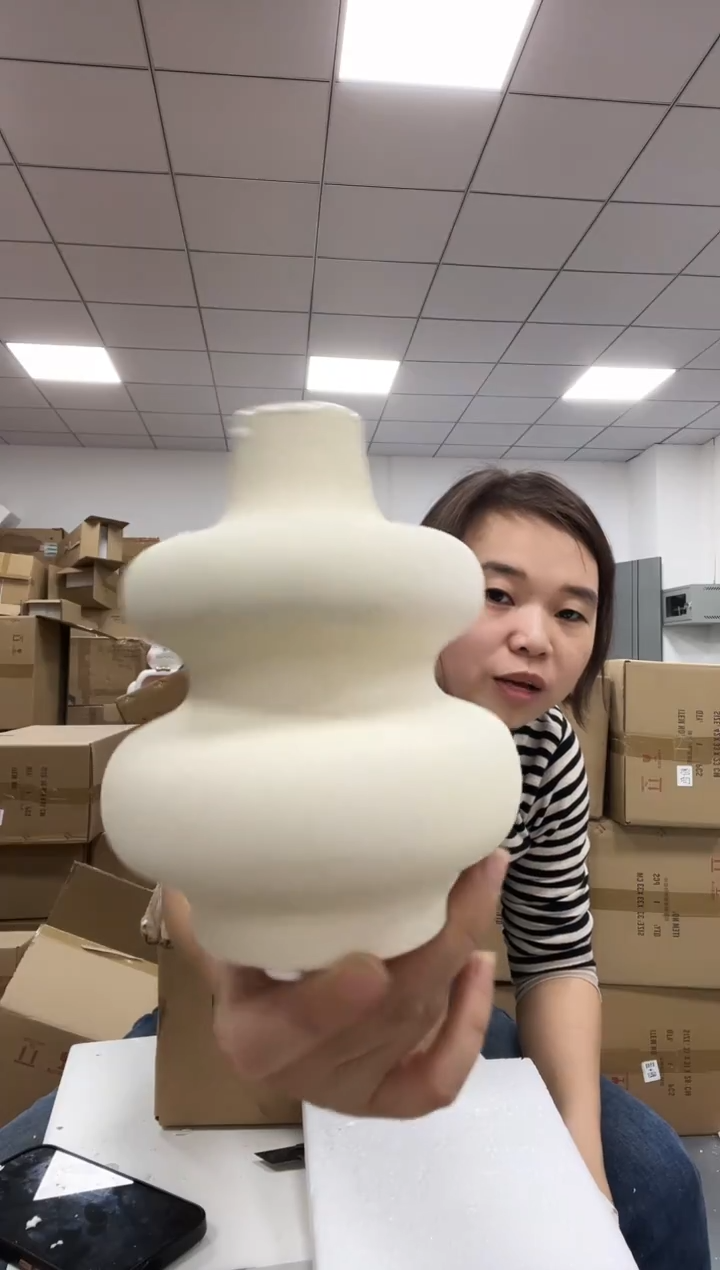 树脂圈圈花瓶-中款