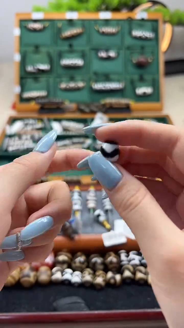 玛瑙/玉髓（覆膜）颈饰未镶嵌40（微瑕随机发货）