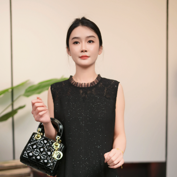 夏季重工烫钻百搭高贵显瘦连衣裙Q25BL2098