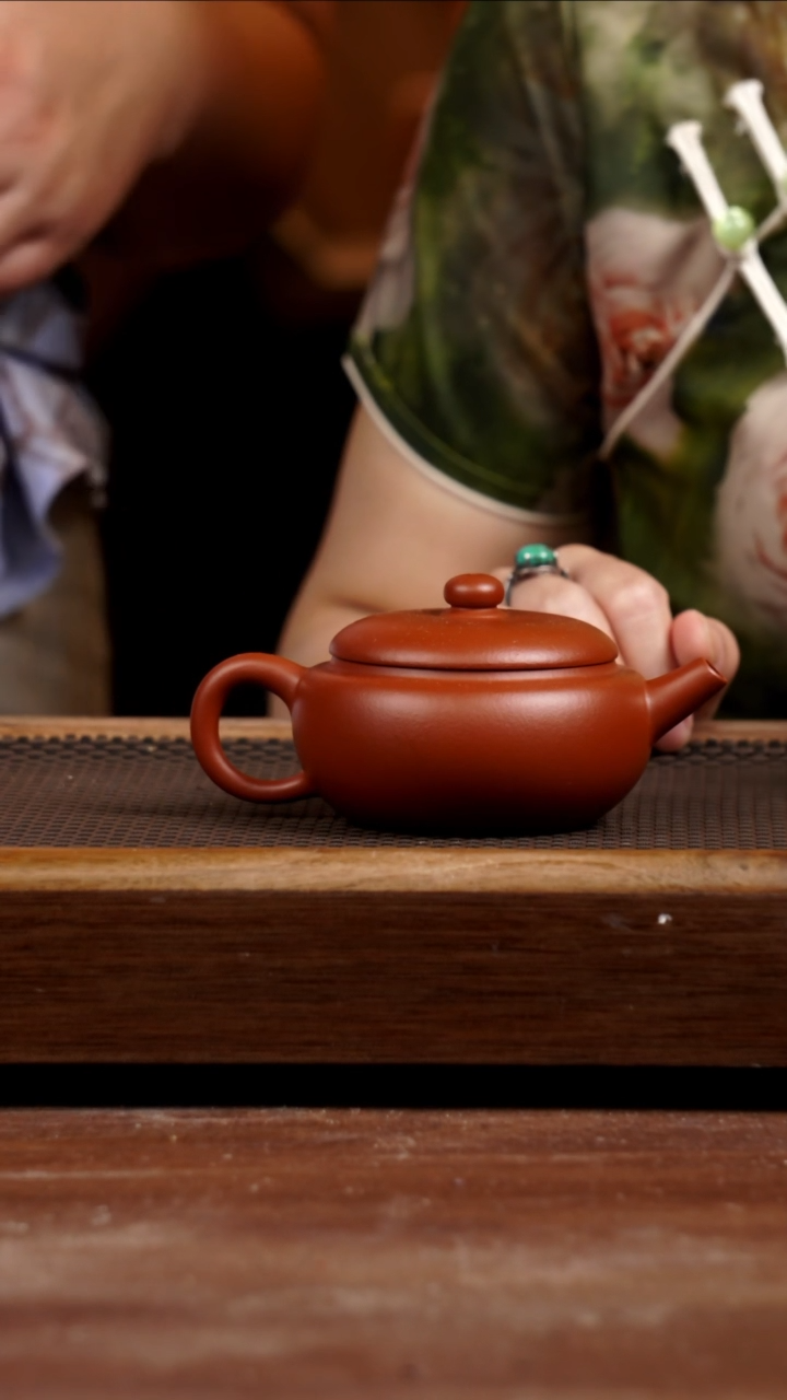 茶壶紫砂朱泥香玉150CC