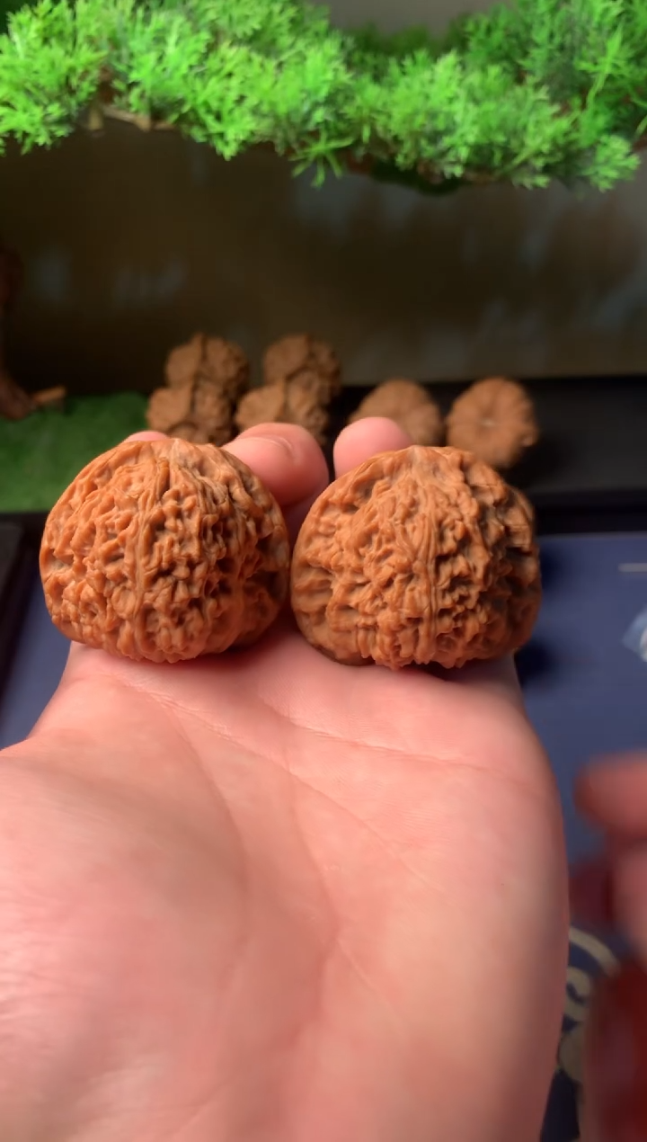 【闪购商品】文玩核桃吊坠45南疆石