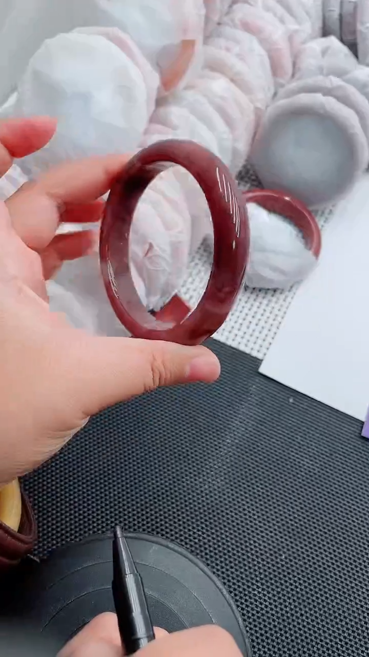 未镶嵌手镯石英质玉91-63-64