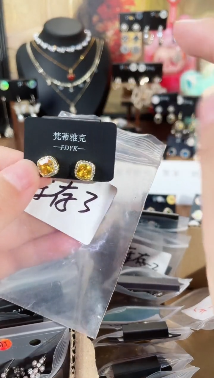 铜合金合成立方氧化锆925银梵382