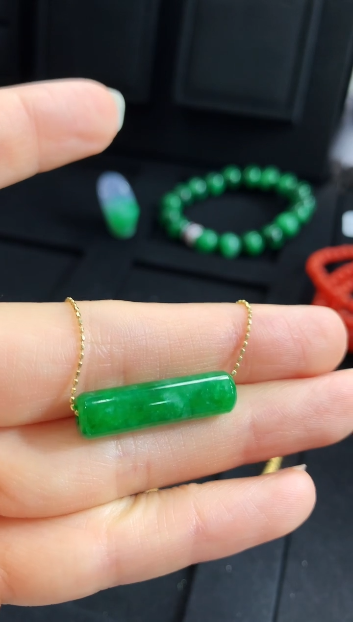 【闪购商品】翡翠吊坠(不含链)未镶嵌吊坠