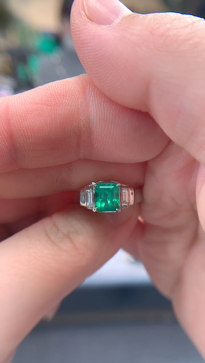 【闪购商品】祖母绿戒指铂Pt900镶嵌祖母绿