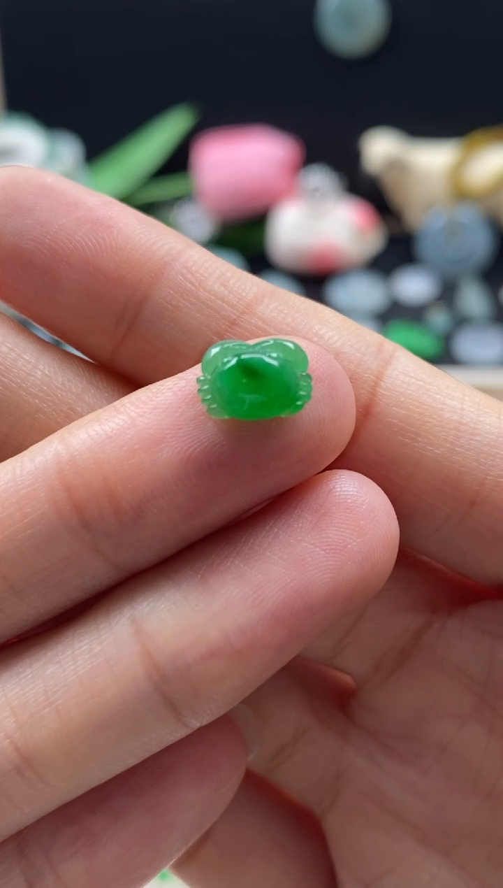 【闪购商品】翡翠颈饰未镶嵌翡翠冰绿螃蟹