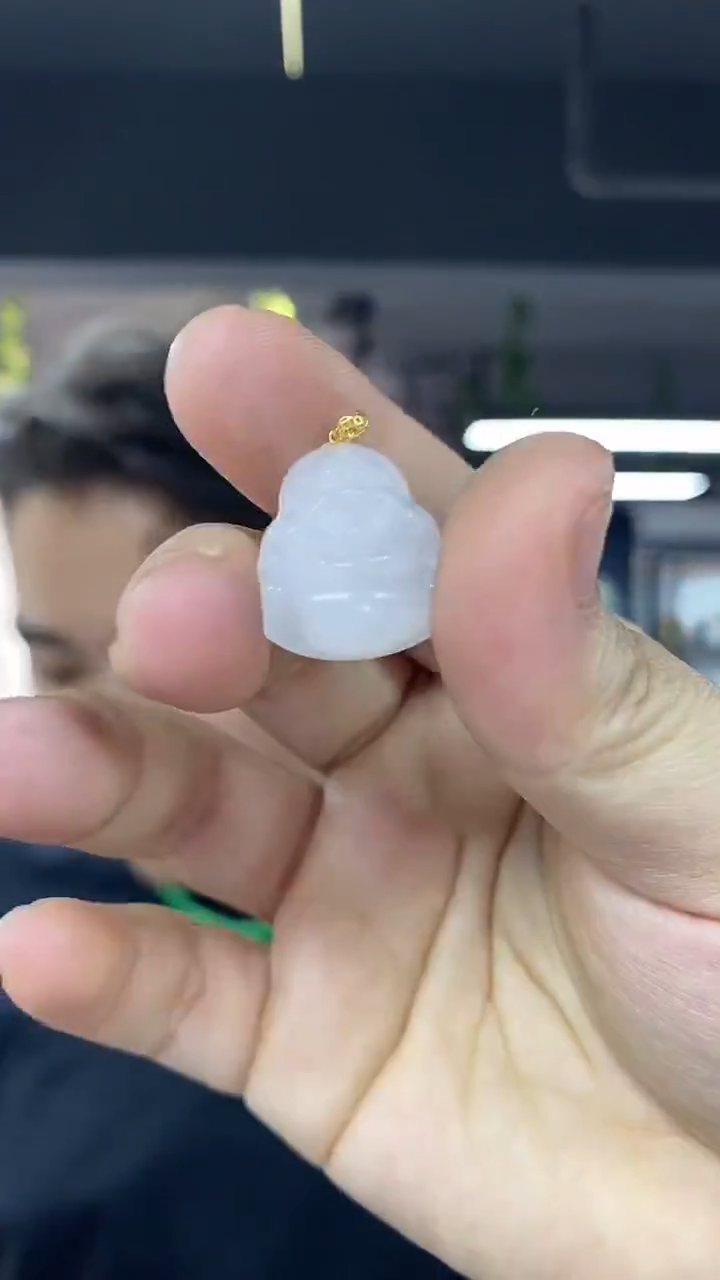 颈饰18K金镶嵌和田玉（白玉）多样性发其一颜色微差