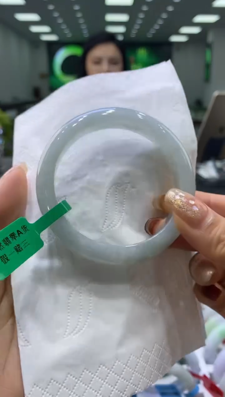 未镶嵌手镯翡翠00001881