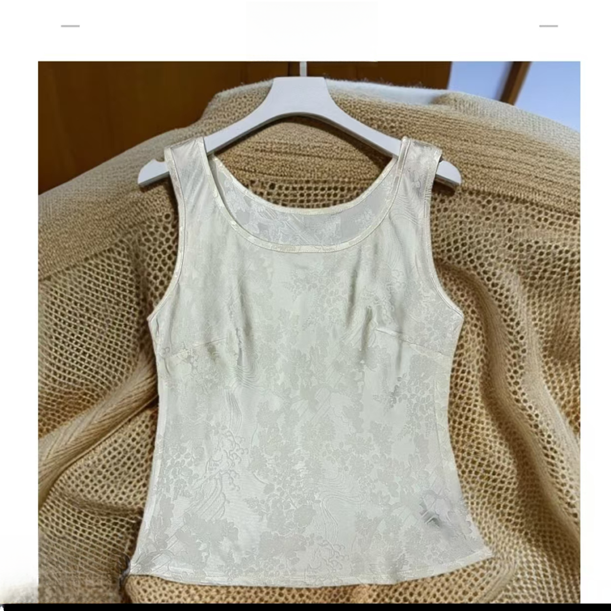 032【花漾曲线】显瘦百搭立体斜裁修身型打底女士提花背心