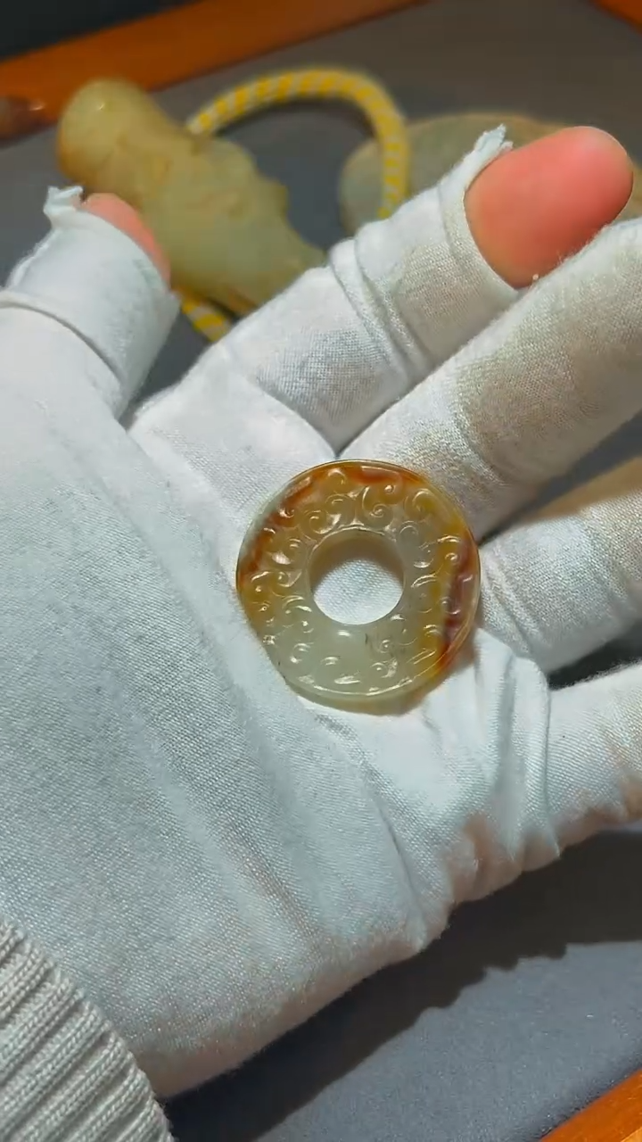 【闪购商品】和田玉颈饰未镶嵌1111111111