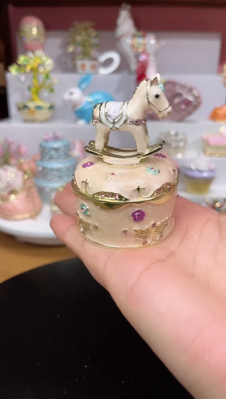 【闪购商品】易尚宝珐琅彩首饰盒