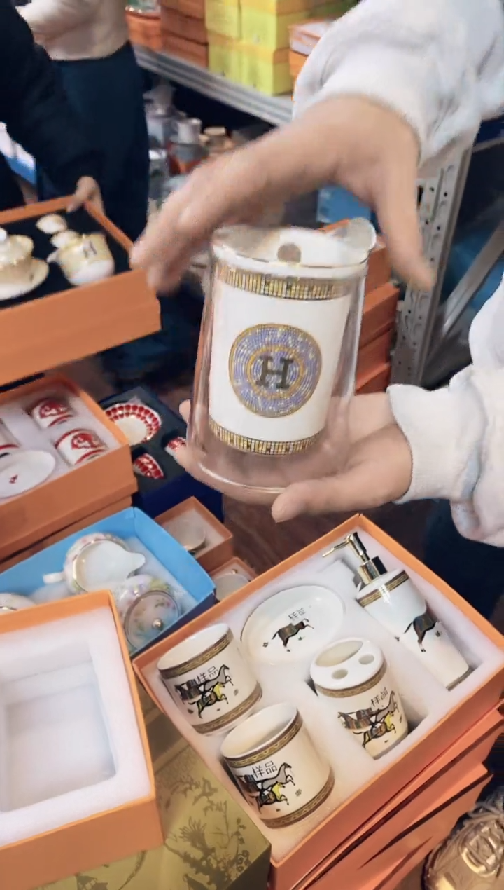 【闪购商品】杯鸿辉家品牌瓷器，京东包邮！