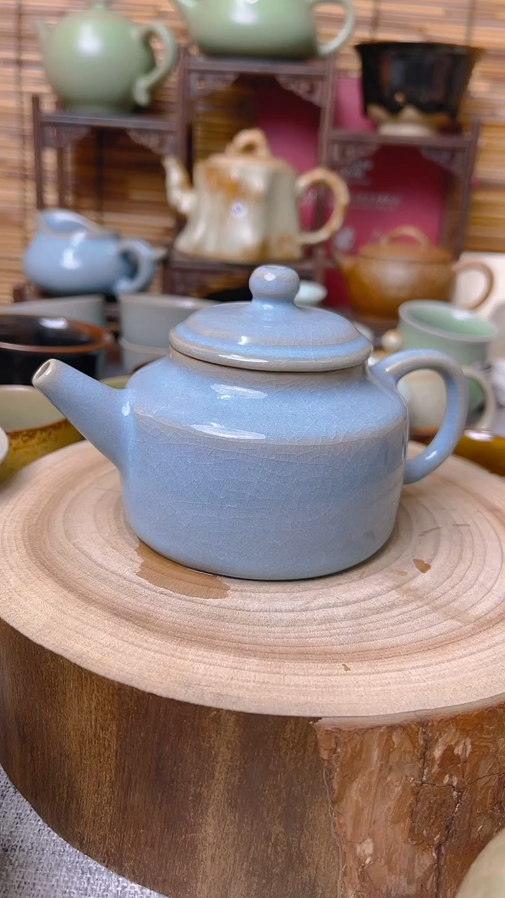 【闪购商品】瓷片原生态原矿天蓝德钟壶