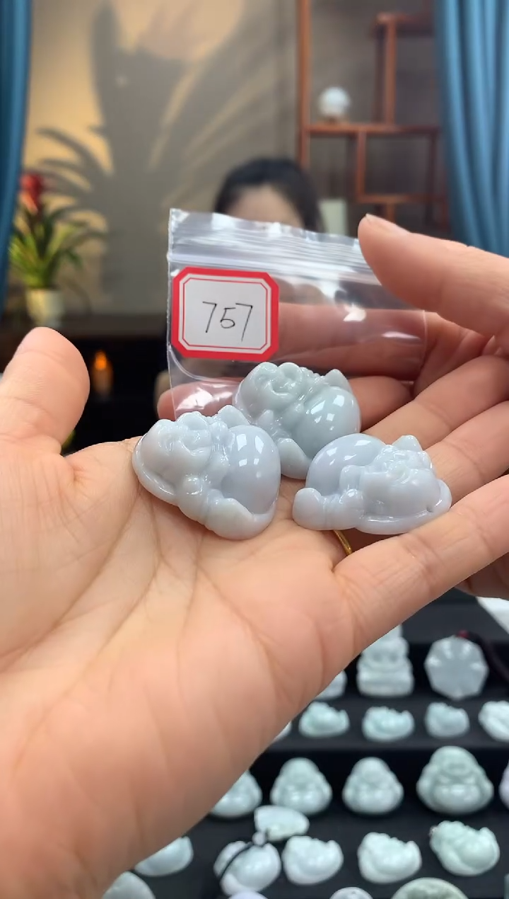 翡翠未镶嵌颈饰佛公757 多样性发一件