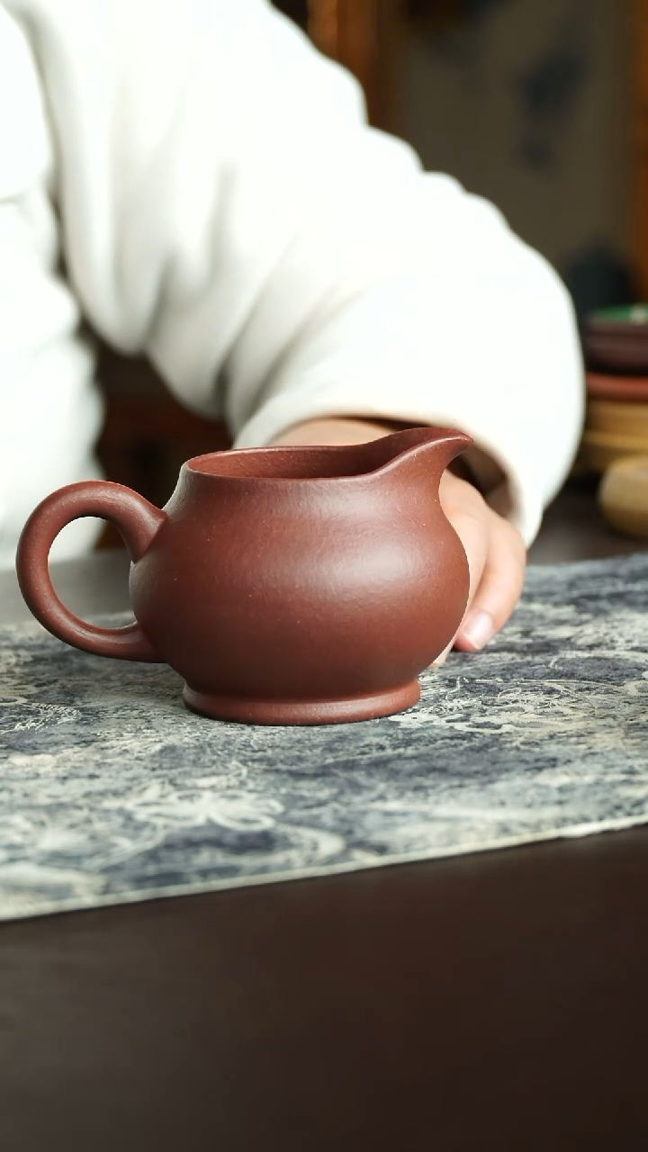 茶杯紫砂6号 微瑕炸漏粗砂紫泥公道不退不换  宜兴紫砂原矿作品