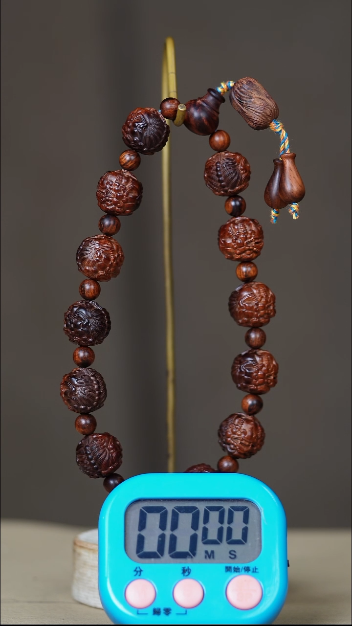 手串/手链黄花梨/降香黄檀你****前海黄貔貅手持13颗