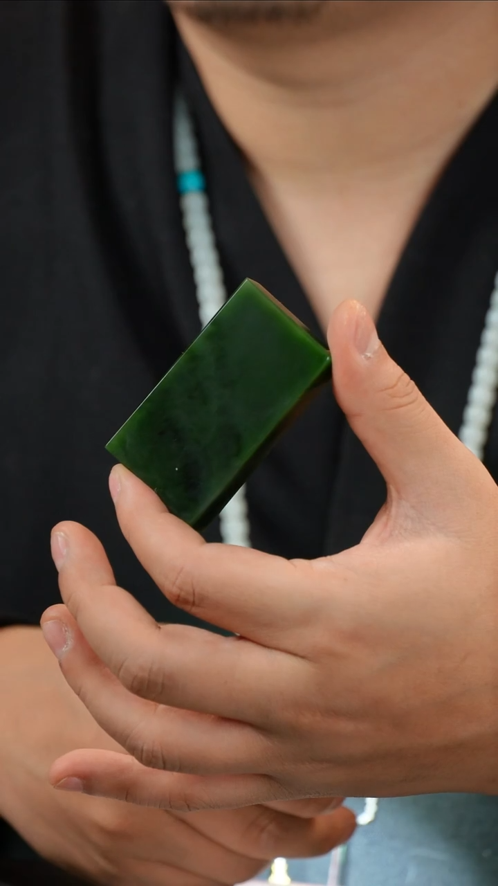 吊坠(不含链)未镶嵌和田玉 多样性发一件002