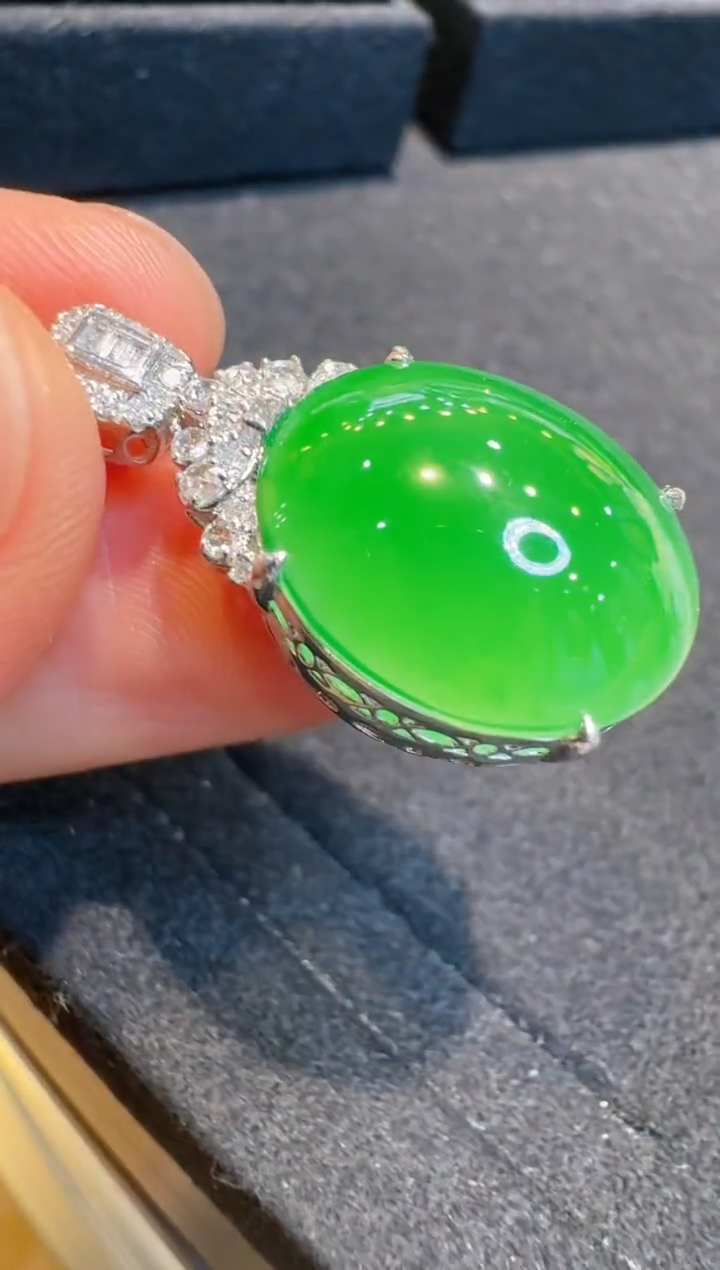 翡翠18K金镶嵌吊坠(不含链)多样性团购发一件