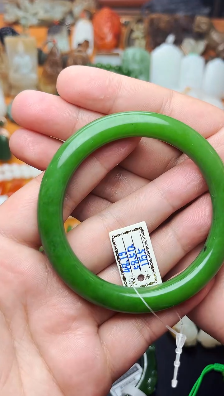 【闪购商品】和田玉手镯未镶嵌58.5圈口01