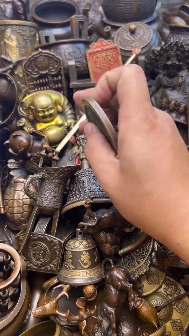 精美铜器，点击下单