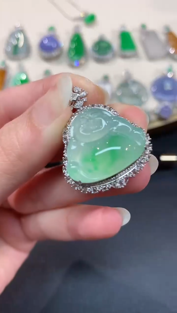 【闪购商品】翡翠吊坠(不含链)18K金镶嵌Q194|35000