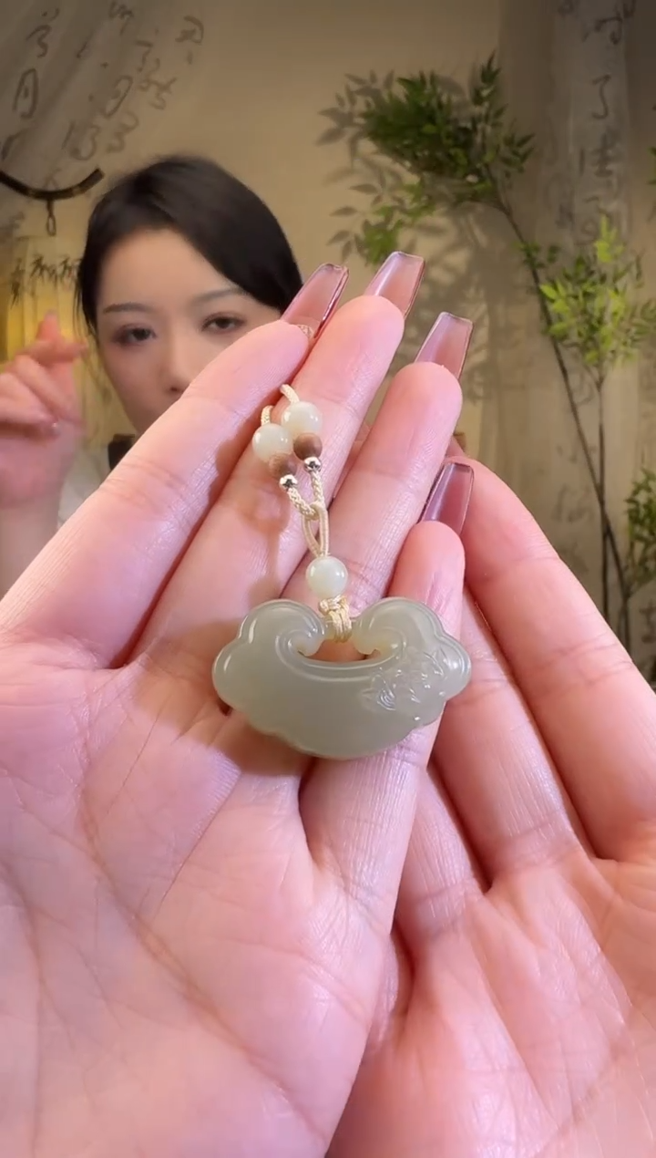 【闪购商品】和田玉颈饰未镶嵌锁p