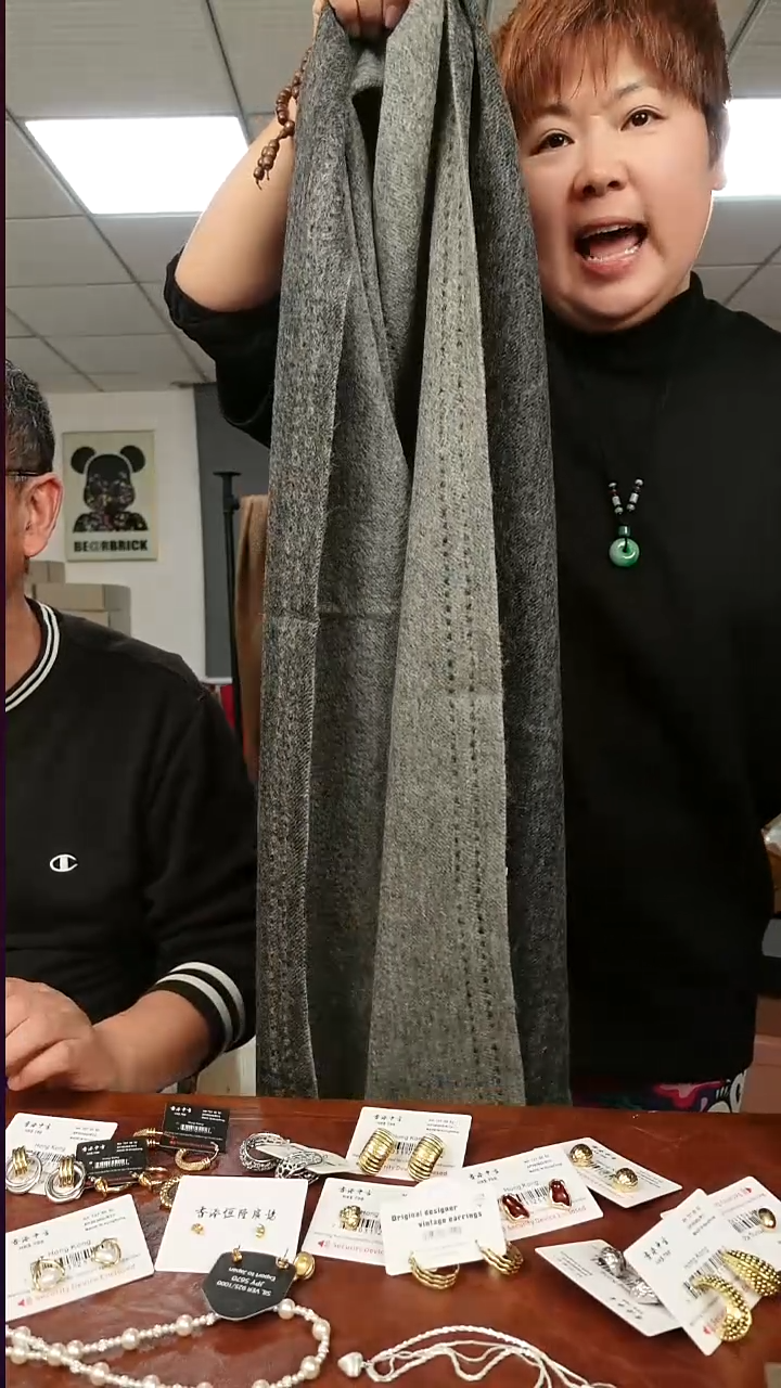 美丽诺羊毛围巾              