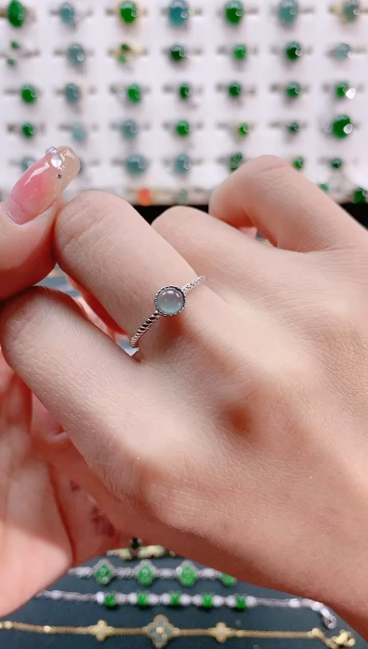 【闪购商品】翡翠戒指银S925镶嵌天然翡翠