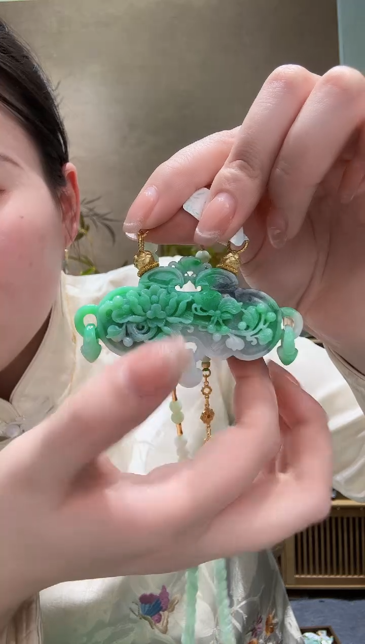 【闪购商品】翡翠颈饰未镶嵌吊坠