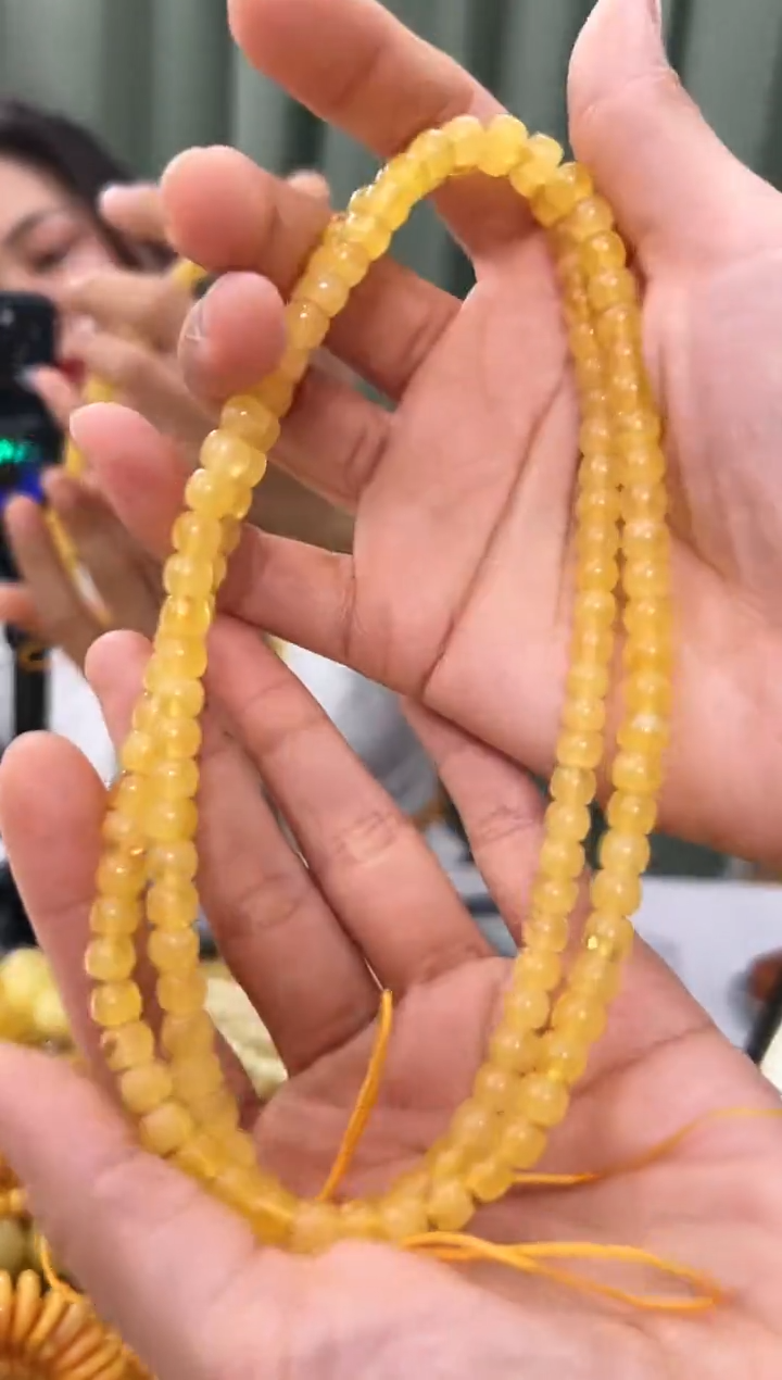 【闪购商品】琥珀裸石未镶嵌蜜蜡项链