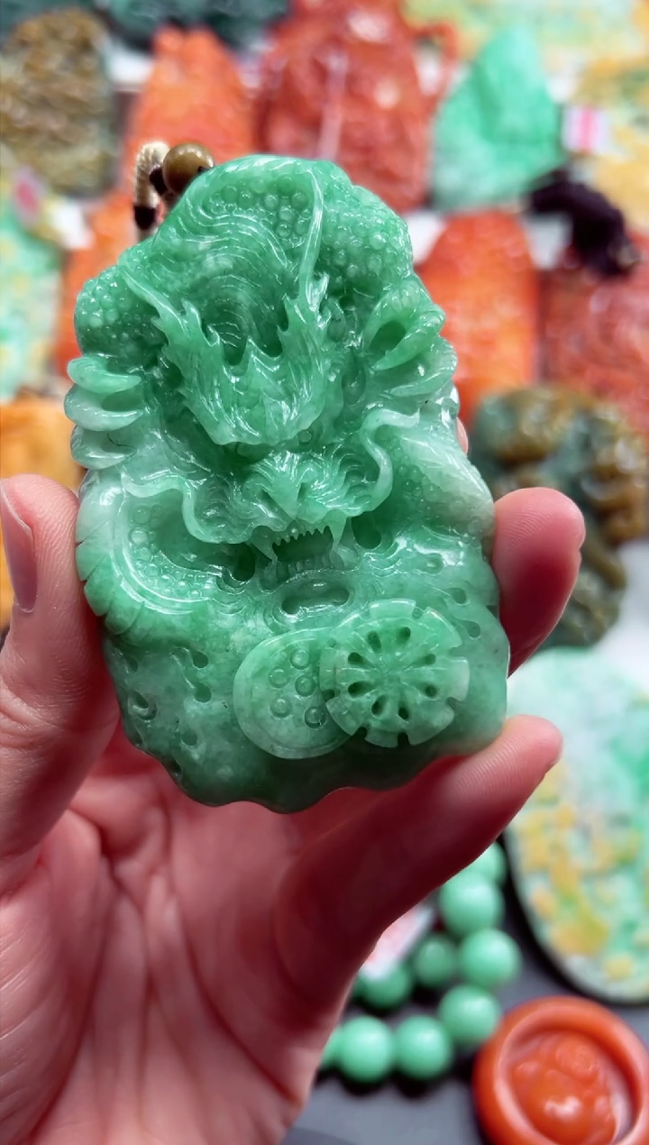 吊坠(不含链)未镶嵌翡翠天然翡翠