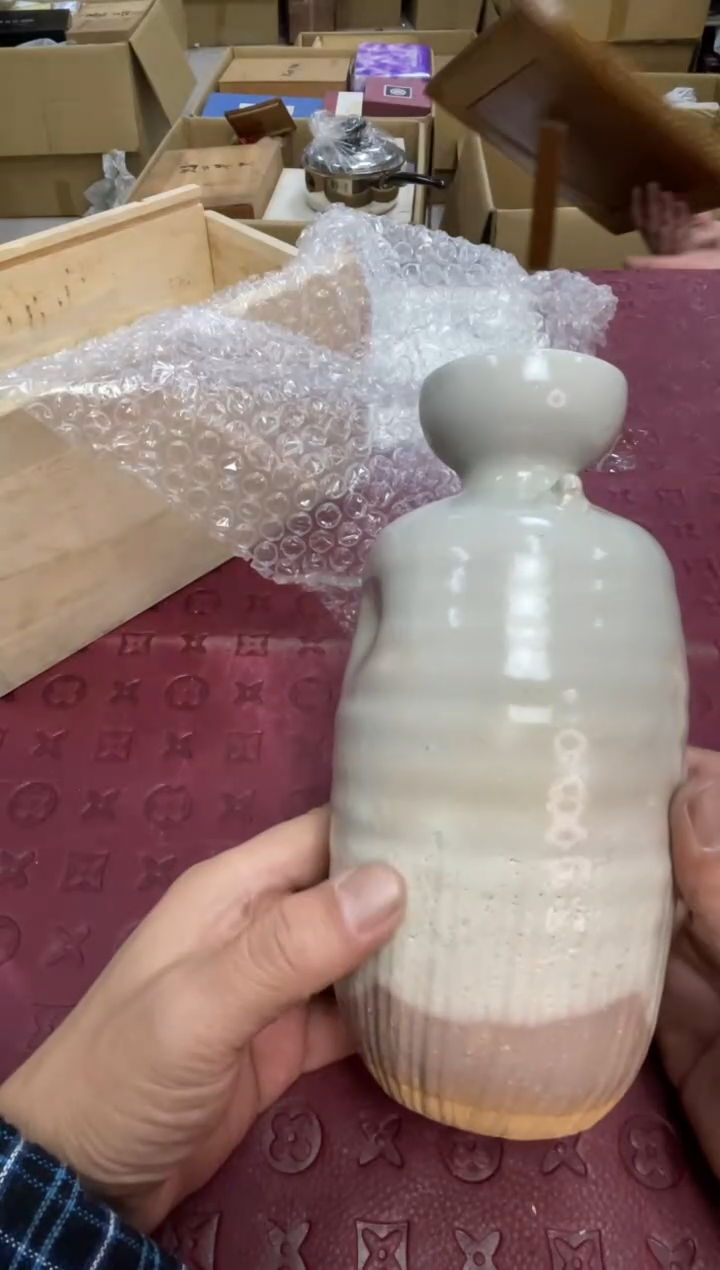 瓶 默认微瑕，no退no换，介意勿拍