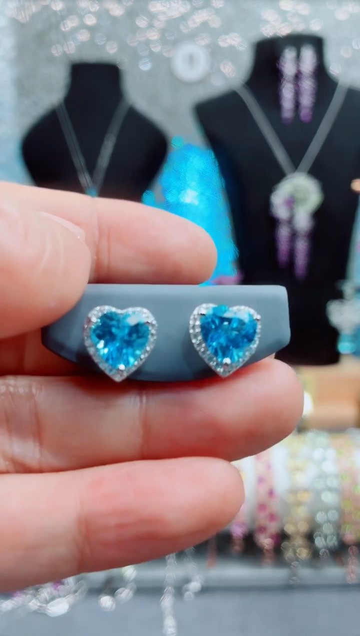 银S925镶嵌托帕石耳钉托帕石耳钉