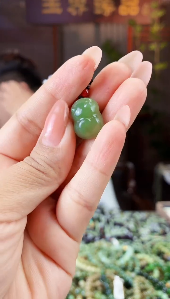 颈饰未镶嵌和田玉多样性发货拍一发一