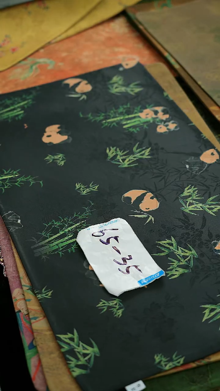 今天香云纱茶席专场