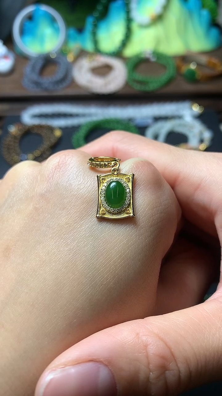 【闪购商品】和田玉颈饰银S925镶嵌吊坠