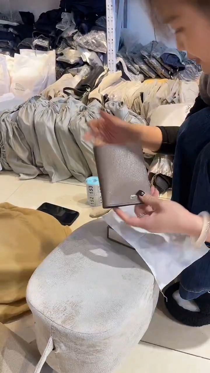 头层牛皮150品牌男包清货中（不要卡单，理性消费）