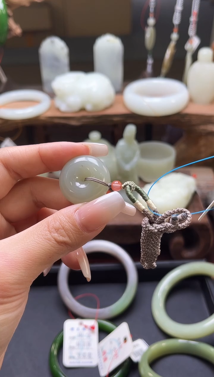 【闪购商品】和田玉吊坠未镶嵌且末青白平安扣9003217