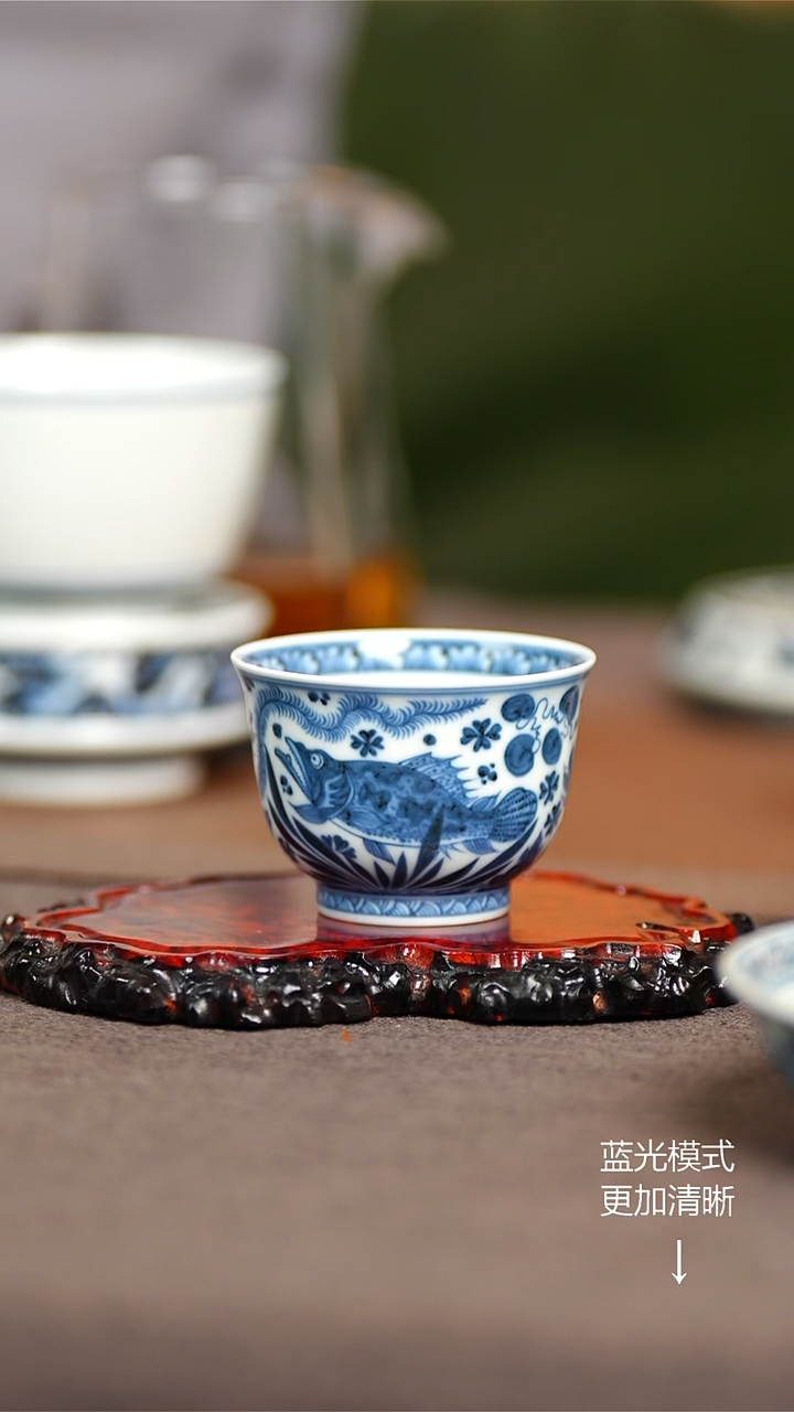 景德镇纯手工纯手绘   鱼藻单杯   