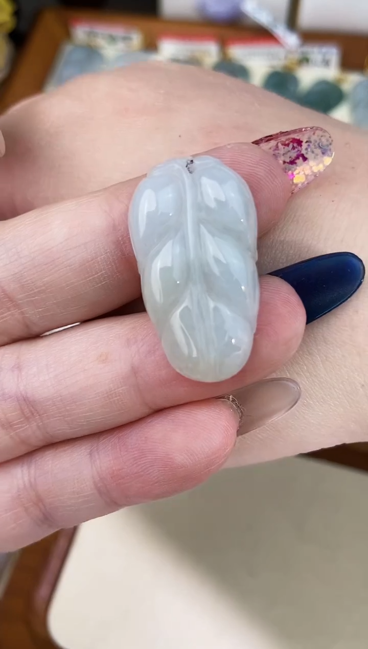 【闪购商品】翡翠颈饰未镶嵌天然缅甸翡翠A货颈饰配绳带礼盒