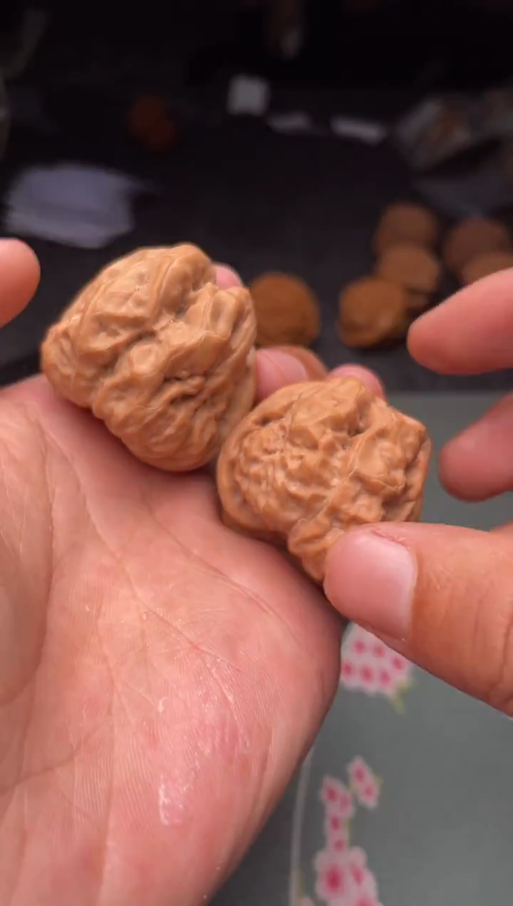 把件文玩核桃a50   蛤蟆头 39尺