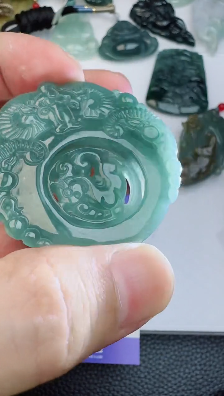 【闪购商品】翡翠颈饰未镶嵌11111111111