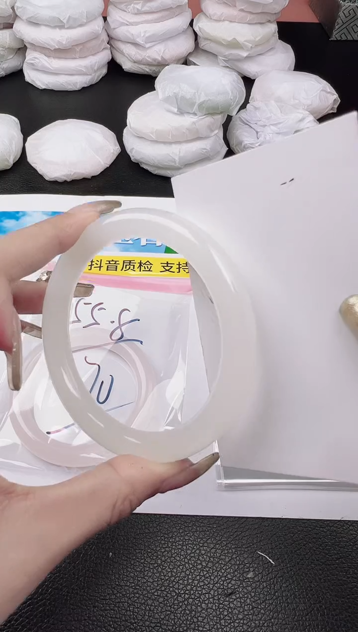 未镶嵌手镯石英质玉圈口 59 60