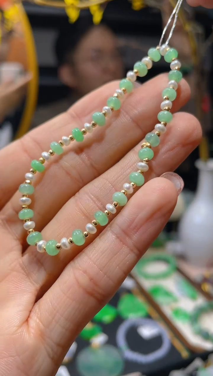 【闪购商品】翡翠颈饰18K金镶嵌假一赔三