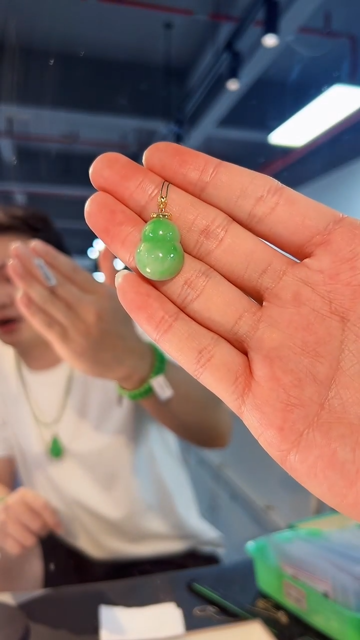 翡翠18K金镶嵌颈饰缅料A货/支持复检/一件